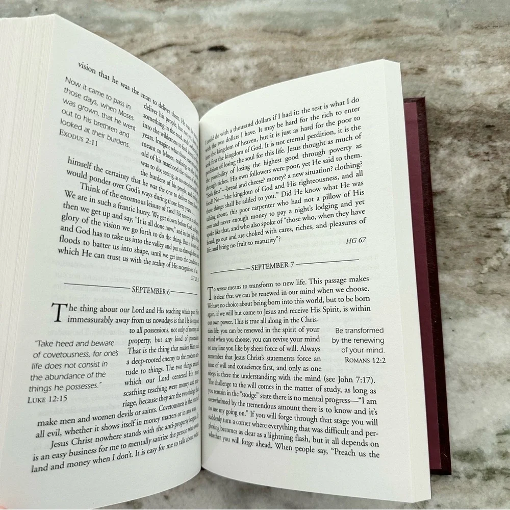 Daily Thoughts For Disciples-Oswald Chambers Christian Library Faith Book
